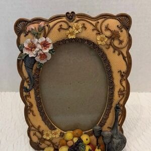 Vintage Victorian Style Floral Fruit 3D Relief Picture Frame Oval 3.5x5 Photo